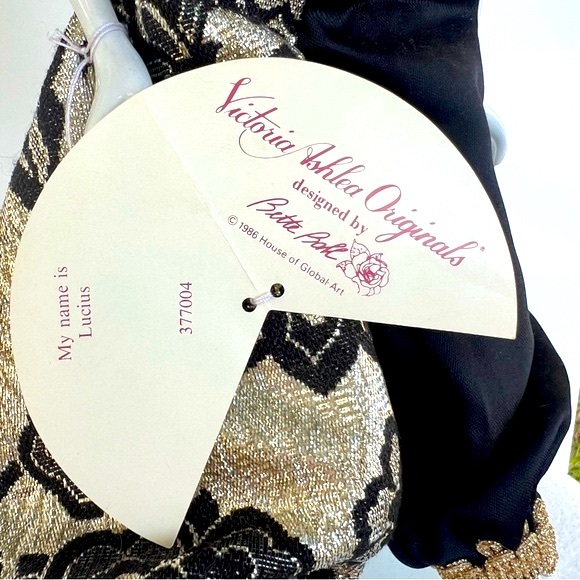 1980s Harlequin Pierrot Porcelain Doll with Stand 
House of Global Art Victoria - Picture 13 of 16